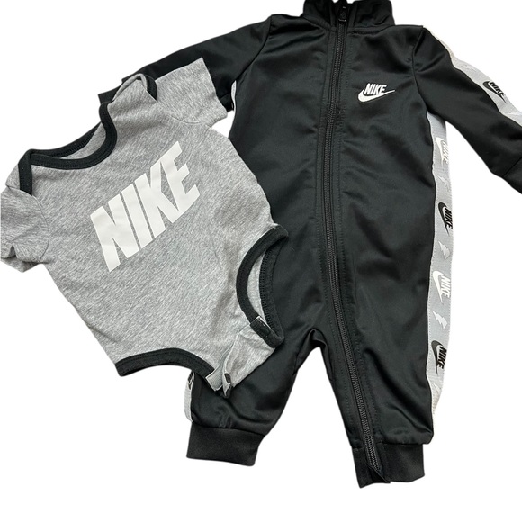 Baby Boy clothing bundle mixture of clothes 32+ pieces - Picture 4 of 15